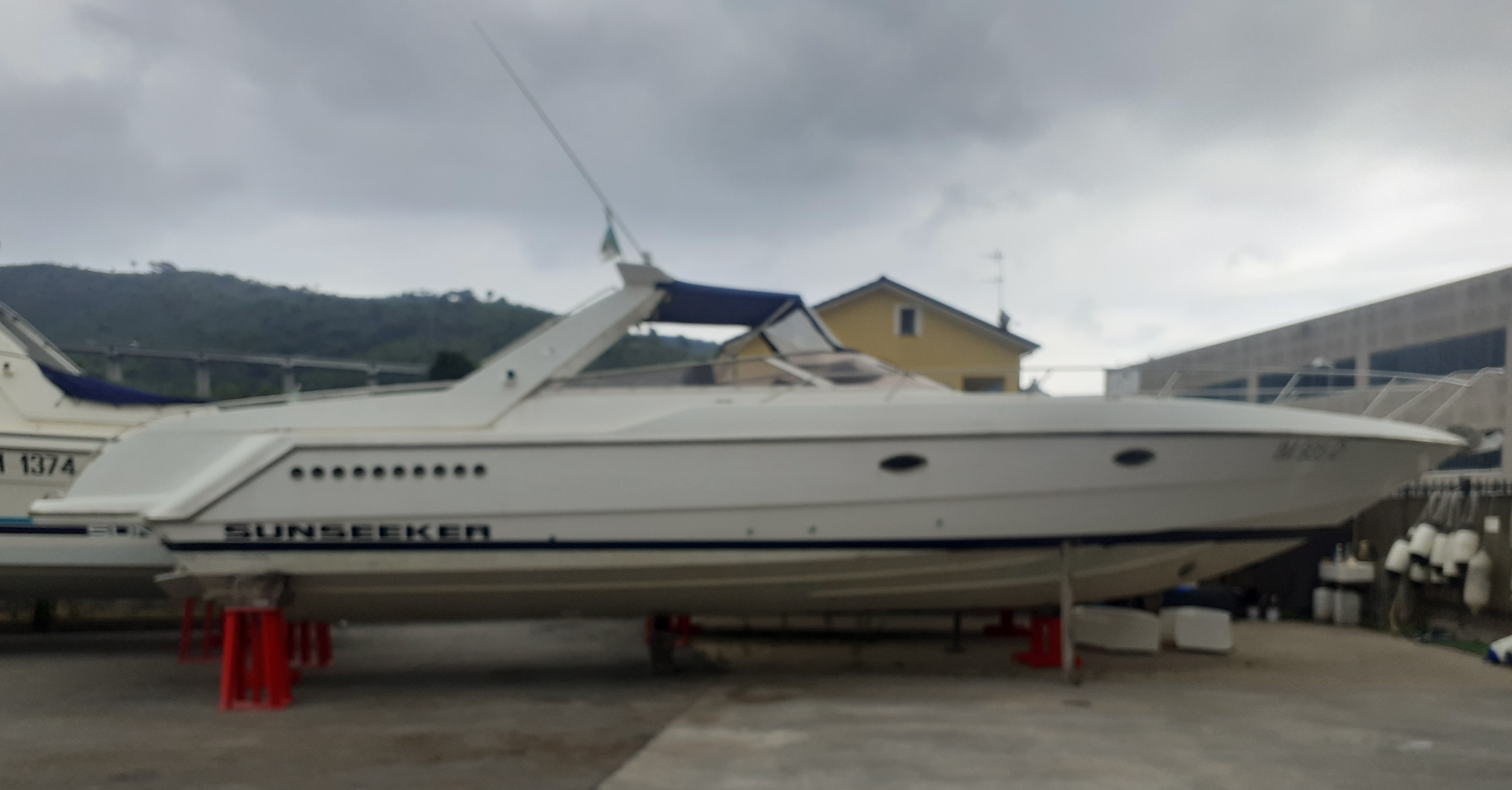 Sunseeker Thunderhawk 43